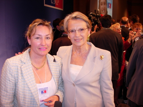 Avec Michèle ALLIOT-MARIE, ministre UMP de la Défense